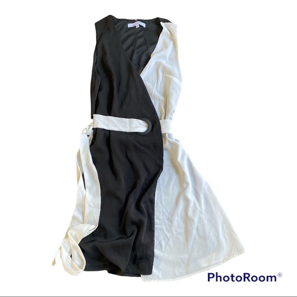 ONE ONE SIX black and white Wrap Midi dress; size small - Picture 4 of 6